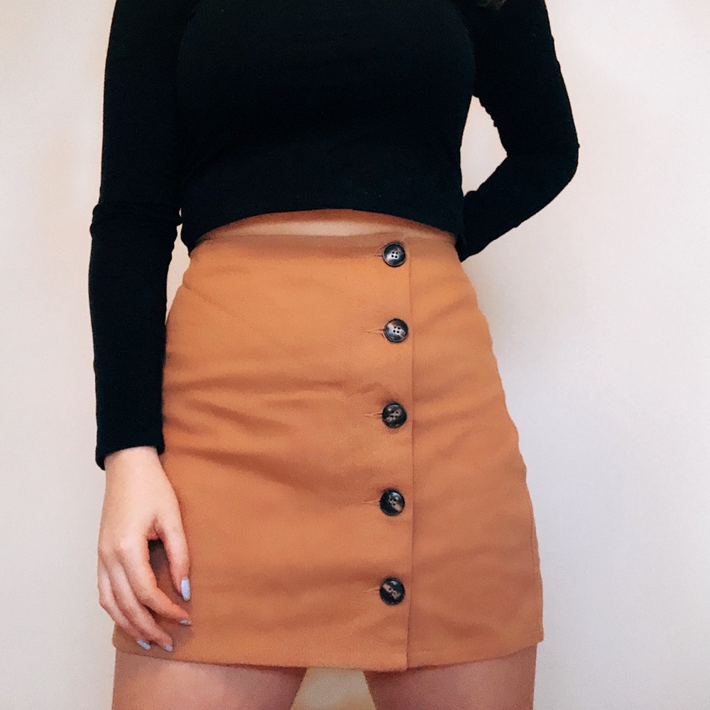 Tan button-down skirt